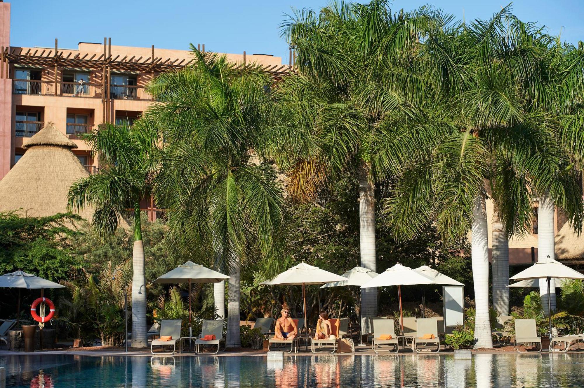 Lopesan Baobab Resort Meloneras Exterior photo The pool at the Royal Palm Hotel