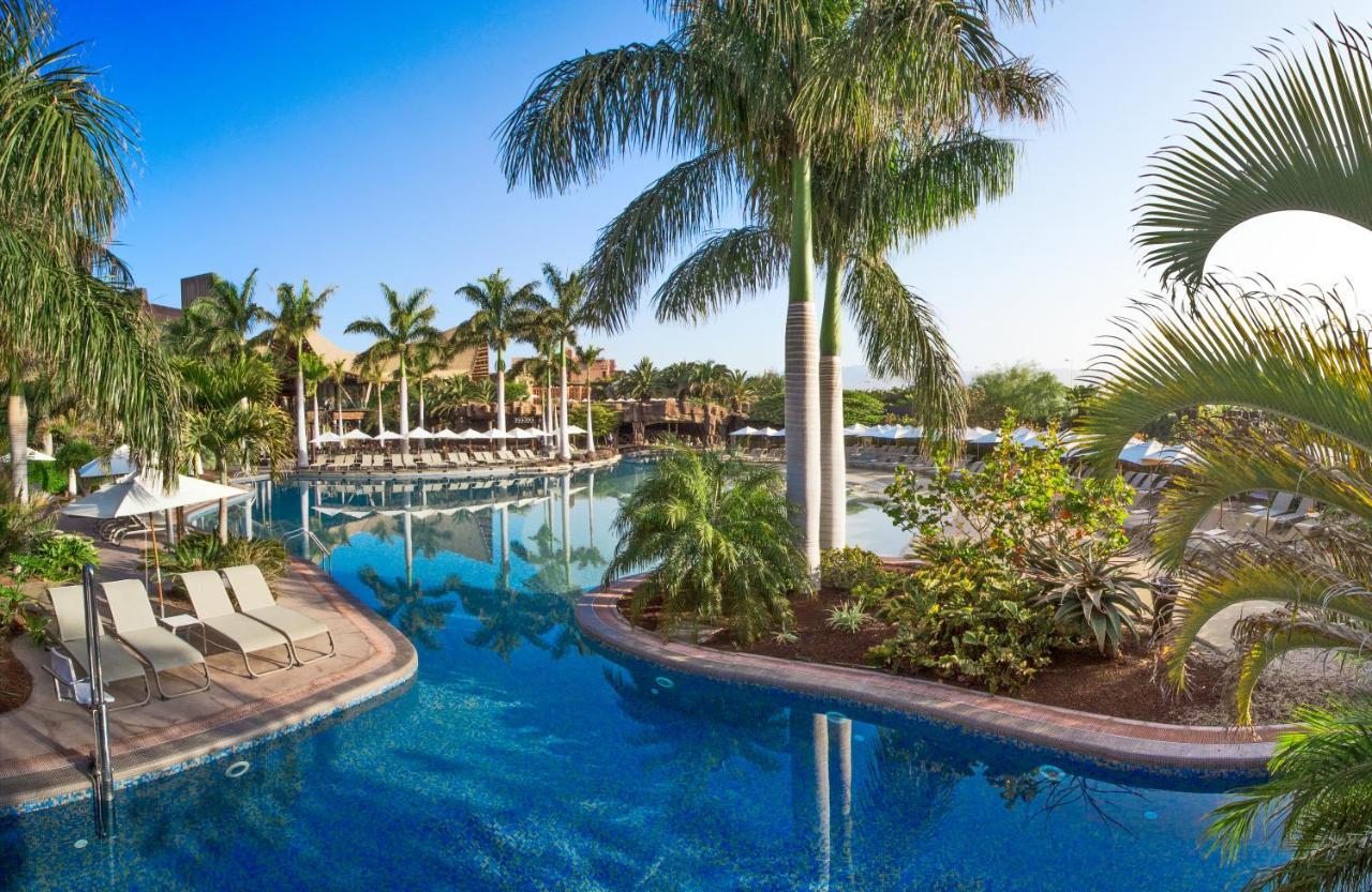 Lopesan Baobab Resort Meloneras Exterior photo The pool at the Atlantis Paradise Island